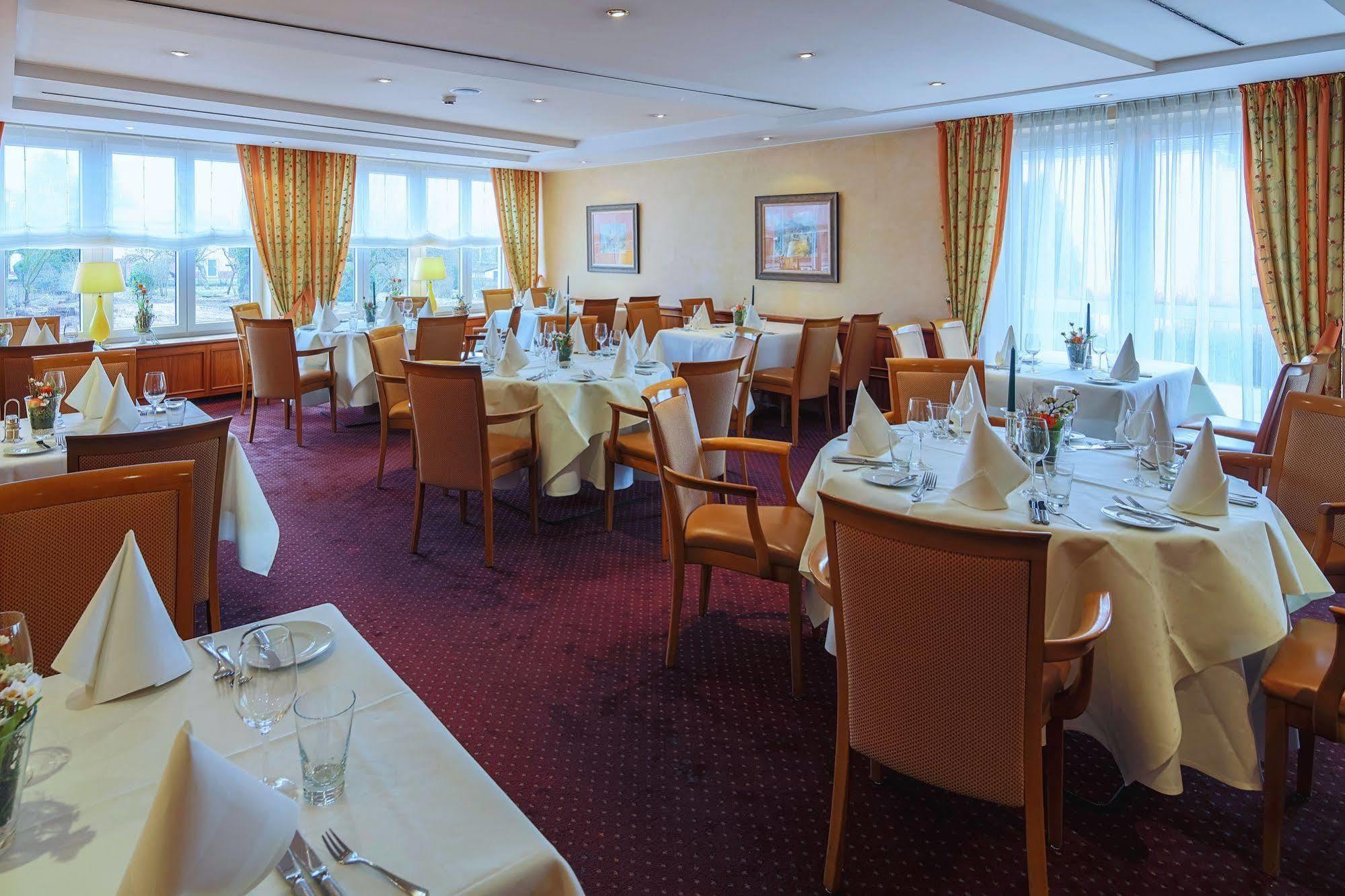 Hotel-Restaurant Kunz Pirmasens Exterior foto
